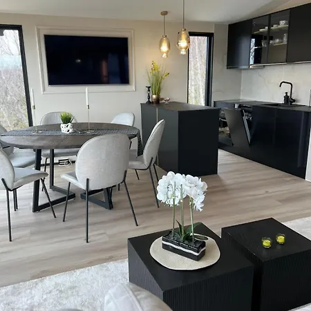 High Standard And Beautiful View Casa vacanze *