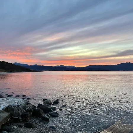 High Standard And Beautiful View * Tennevik